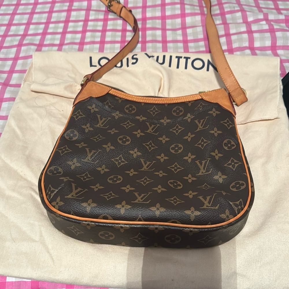 Louis  Vuitton